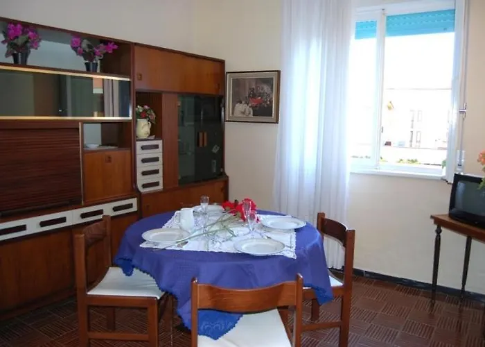 Semesterbostad Casa Monti *