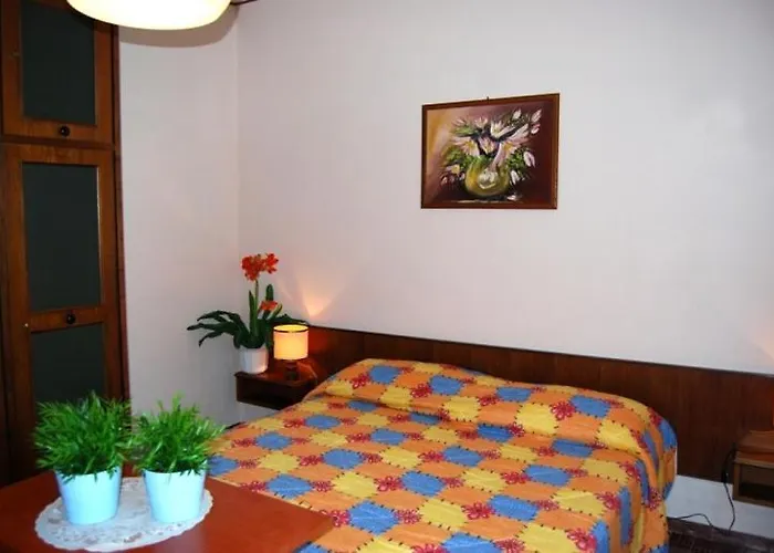 Casa Monti Semesterbostad *