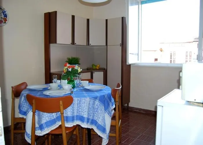 Casa Monti Semesterbostad *