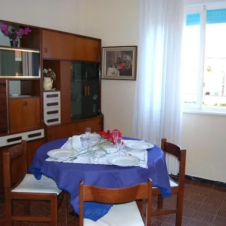 Hébergement de vacances Appartamento Monti *